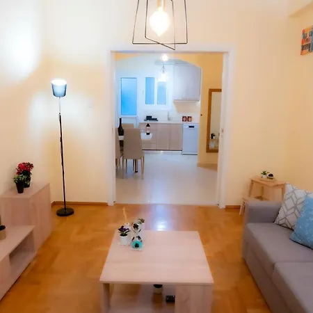 Myrtle, Center Renovated Apartment Athen